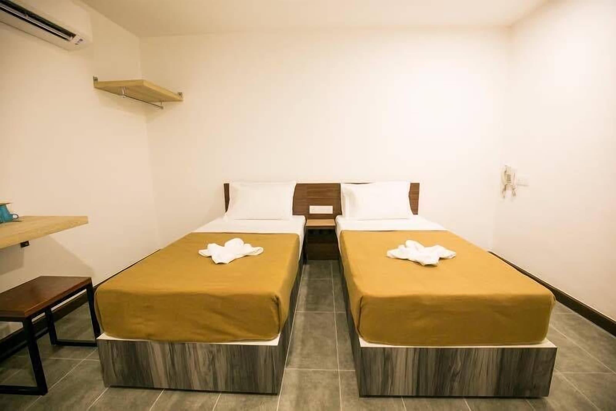 Urban Inn, Jitra Kültér fotó