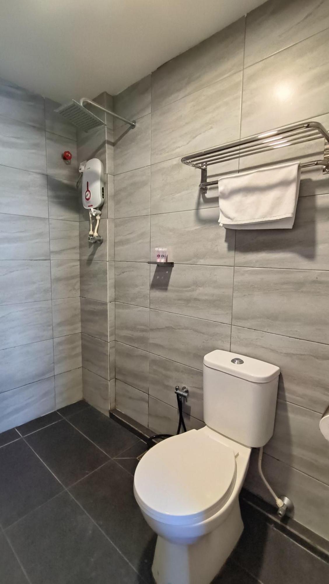 Urban Inn, Jitra Kültér fotó